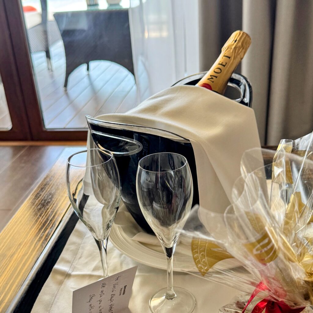 What truly makes an adults only boutique hotel special? Discover the secrets of atmosphere, design, and intimacy that turn a child-free stay into an unforgettable romantic experience.