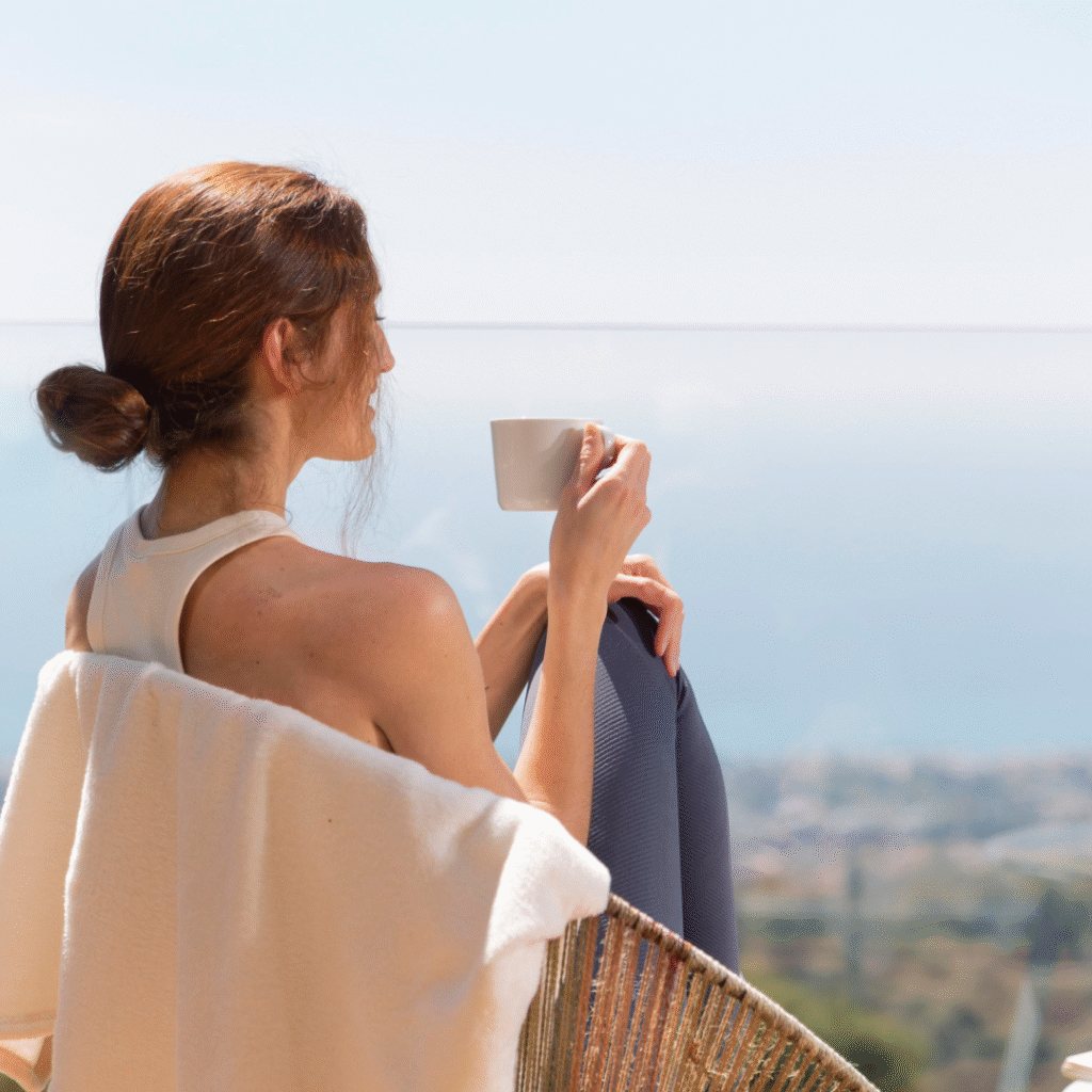 Boutique Hotel Signals: Higher floor, garden side: how “quiet” becomes a feeling.